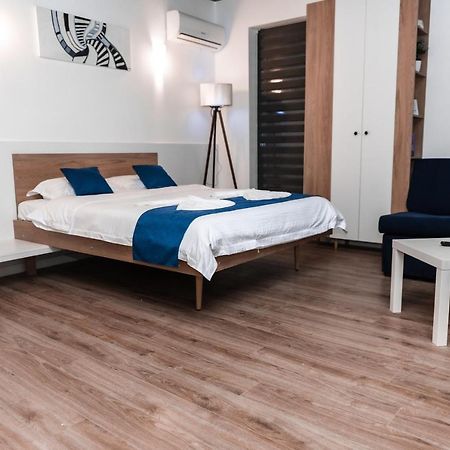 Puzzle Apartaments&Studios Craiova Dış mekan fotoğraf
