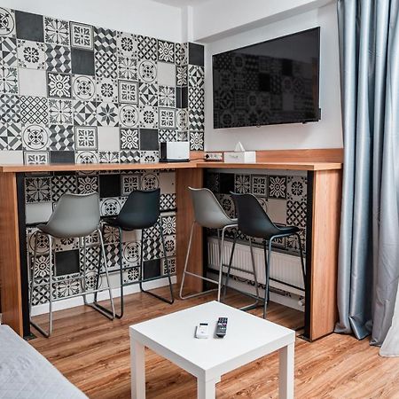 Puzzle Apartaments&Studios Craiova Dış mekan fotoğraf