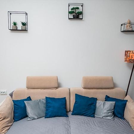 Puzzle Apartaments&Studios Craiova Dış mekan fotoğraf