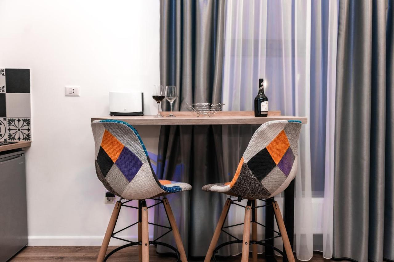 Puzzle Apartaments&Studios Craiova Dış mekan fotoğraf