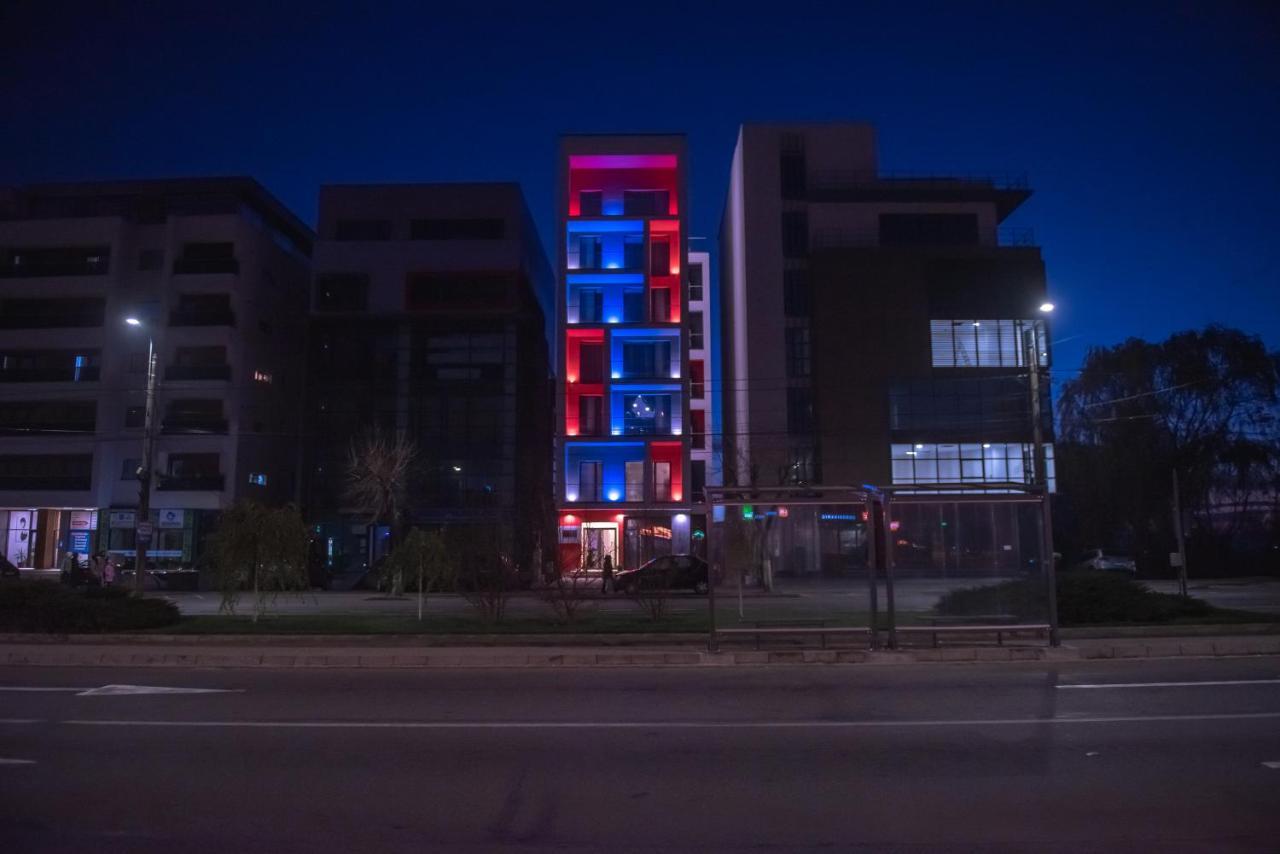 Puzzle Apartaments&Studios Craiova Dış mekan fotoğraf
