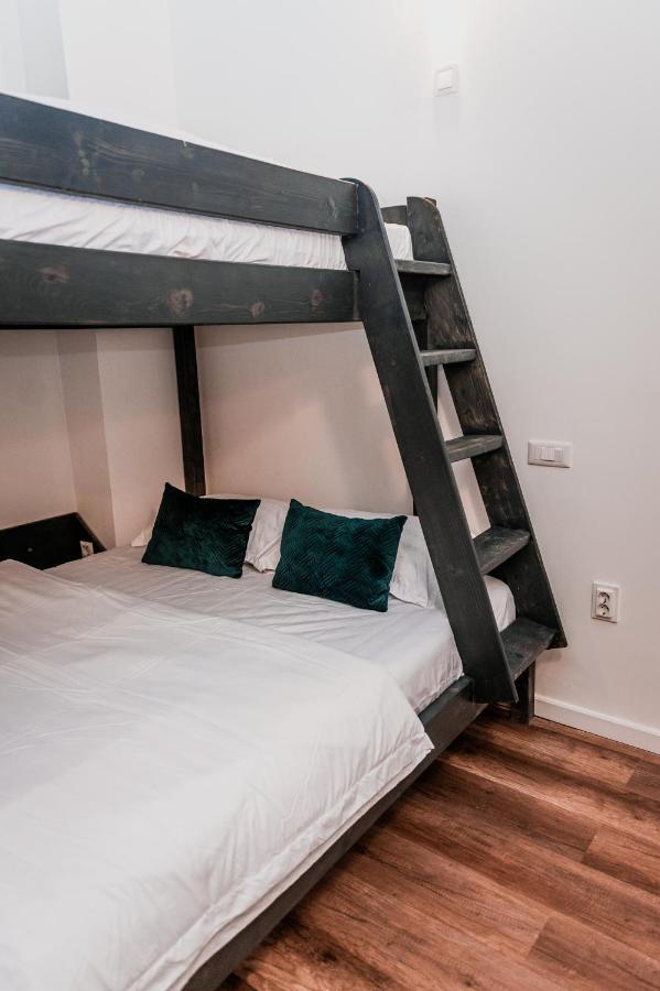 Puzzle Apartaments&Studios Craiova Dış mekan fotoğraf