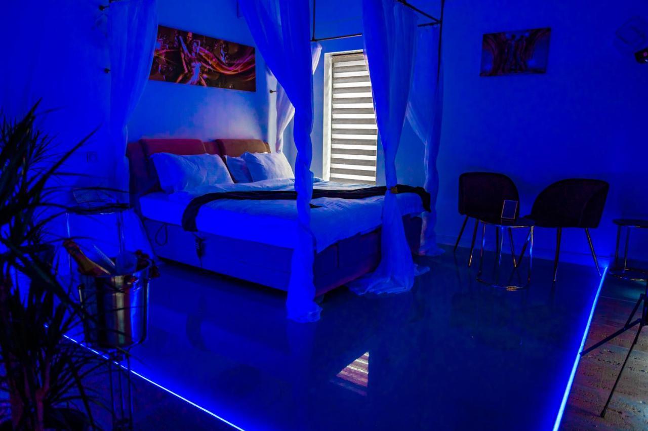 Puzzle Apartaments&Studios Craiova Dış mekan fotoğraf