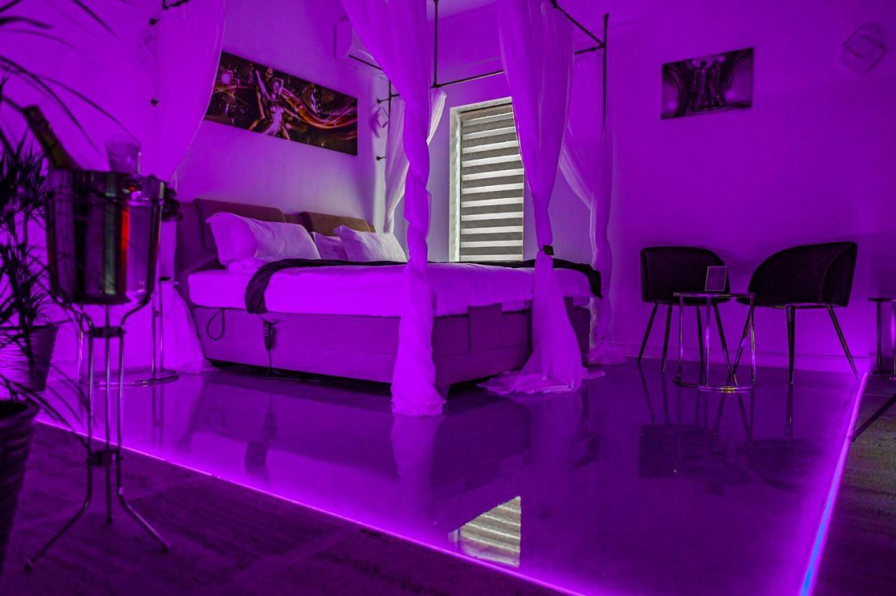 Puzzle Apartaments&Studios Craiova Dış mekan fotoğraf